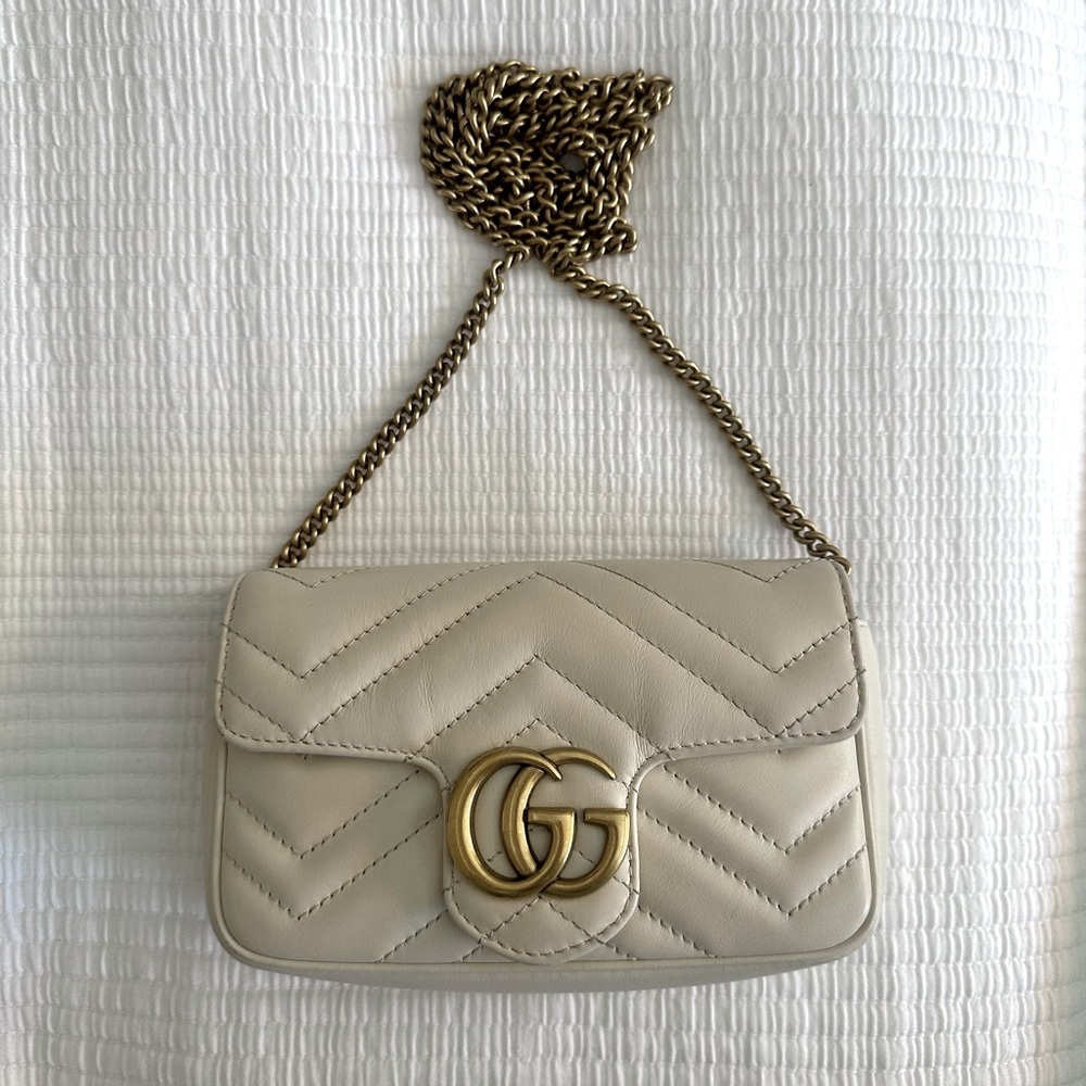 Gucci Mini Marmont Bag